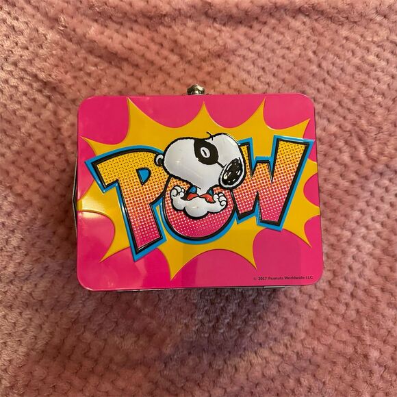 Peanuts Snoopy POW Superhero Metal Tin Lunch Box 2017 - Picture 1 of 10